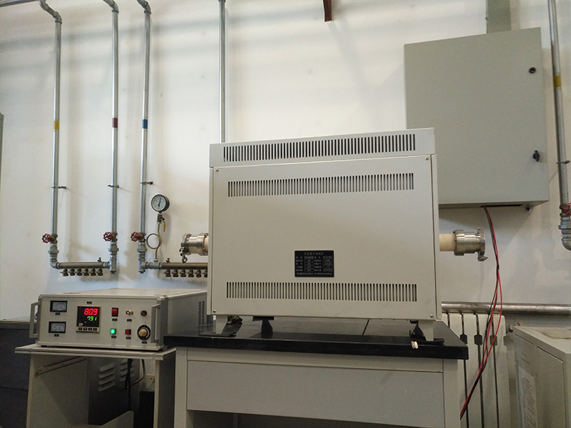 可控气氛管式炉1